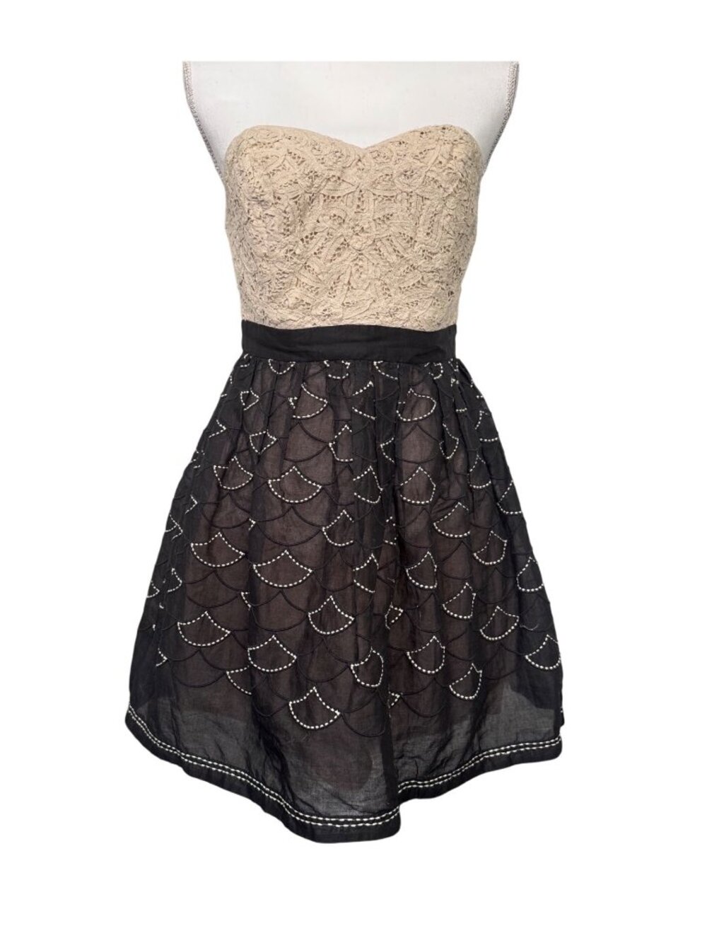 Anthropologie Meadow Rue Strapless Lace Embroidered Dress 8P Neutral Brown